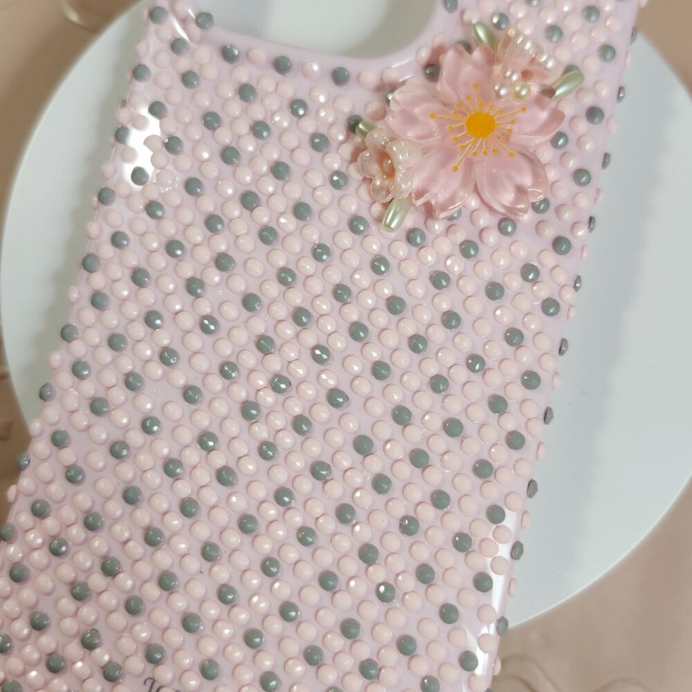 Handmade iPhone 16 Pro Cover - Picture 6 of 8